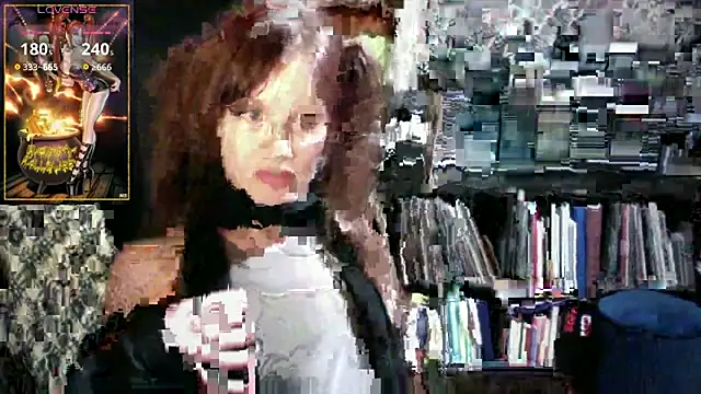 Snapshot of courtneyoccult chatting on November 19, 2025, 6:46 am courtneyoccult online show from November 19, 2025, 6:46 am