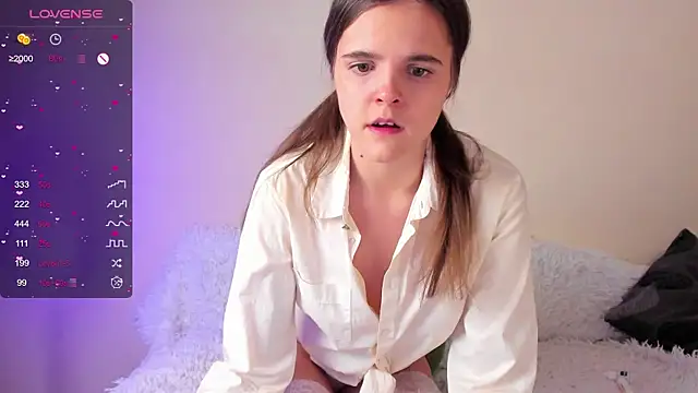 Ema X Love online show from December 21, 2025, 8:20 pm