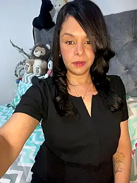 Snapshot of Kataliina chatting on November 16, 2025, 4:39 am Kataliina online show from November 16, 2025, 4:39 am