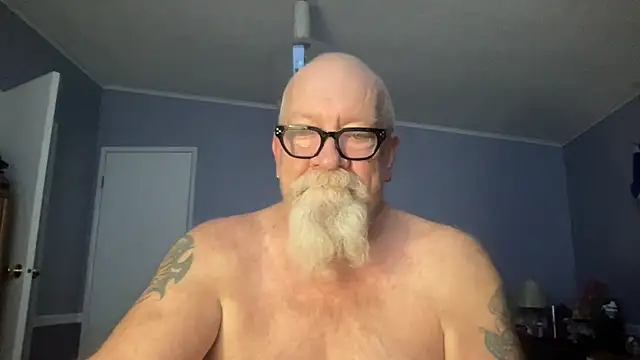 Snapshot of kcbace61760 chatting on January 11, 2026, 4:52 am kcbace61760 online show from January 11, 2026, 4:52 am