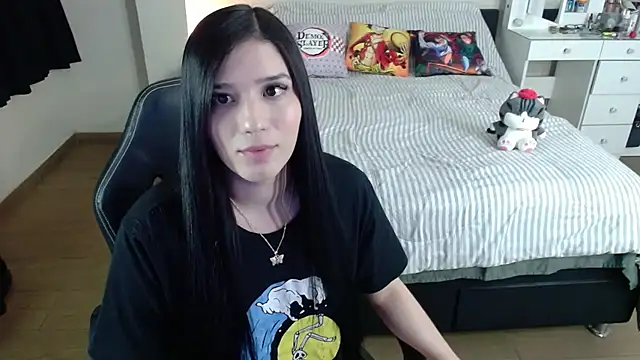 Snapshot of kittykat18x chatting on November 9, 2025, 1:42 am kittykat18x online show from November 9, 2025, 1:42 am