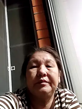 Zulfiya Bruce online show from September 14, 2025, 10:10 pm