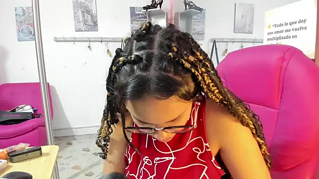 CAMILA--REY online show from February 17, 2026, 11:51 am