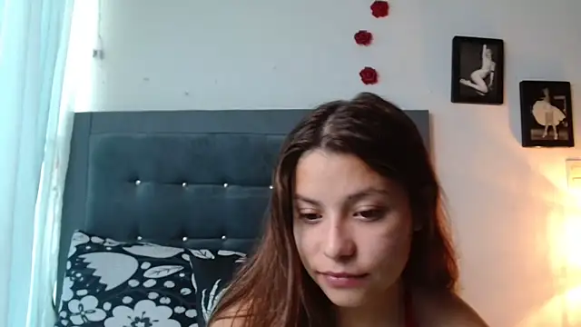 3littleschoolteens online show from May 21, 2026, 5:54 pm