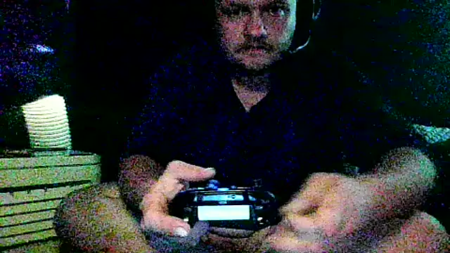 Snapshot of fuckineverett chatting on April 29, 2026, 1:54 am fuckineverett online show from April 29, 2026, 1:54 am