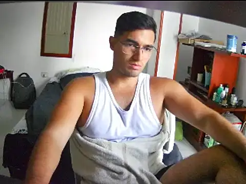 lechero226 online show from December 19, 2024, 10:32 pm