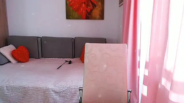 Snapshot of Magic_Blondie chatting on February 23, 2025, 1:32 pm Magic Blondie online show from February 23, 2025, 1:32 pm