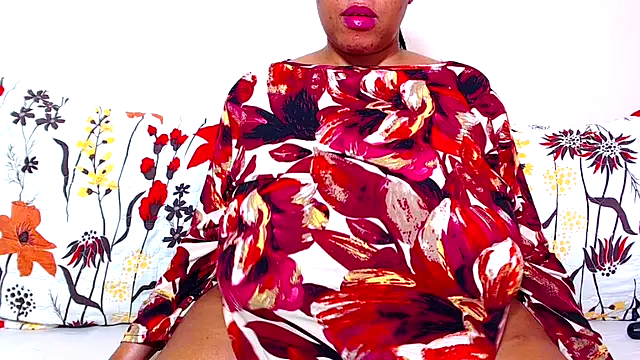 Snapshot of Ebonylovelyx chatting on November 6, 2025, 6:39 am Ebonylovelyx online show from November 6, 2025, 6:39 am