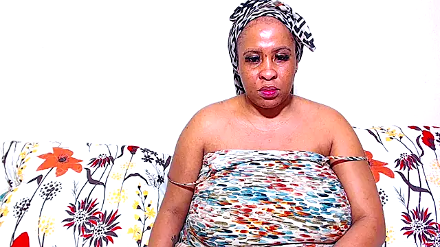 Snapshot of Ebonylovelyx chatting on November 7, 2025, 12:53 pm Ebonylovelyx online show from November 7, 2025, 12:53 pm