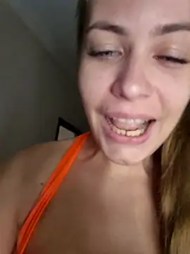 Snapshot of Keli_Jessi chatting on November 22, 2025, 6:18 pm Keli Jessi online show from November 22, 2025, 6:18 pm