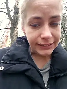 Snapshot of Keli_Jessi chatting on November 28, 2025, 1:22 pm Keli Jessi online show from November 28, 2025, 1:22 pm