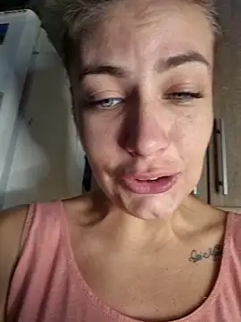 Snapshot of Keli_Jessi chatting on November 30, 2025, 2:40 pm Keli Jessi online show from November 30, 2025, 2:40 pm