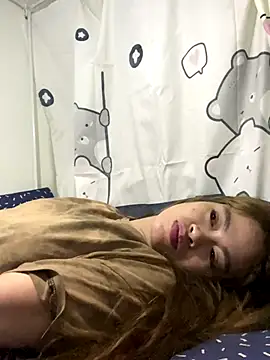 pinay4uwithagoodheart online show from December 17, 2025, 6:35 pm