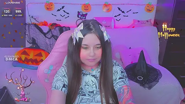 Lolisuccub online show from November 27, 2025, 2:28 pm