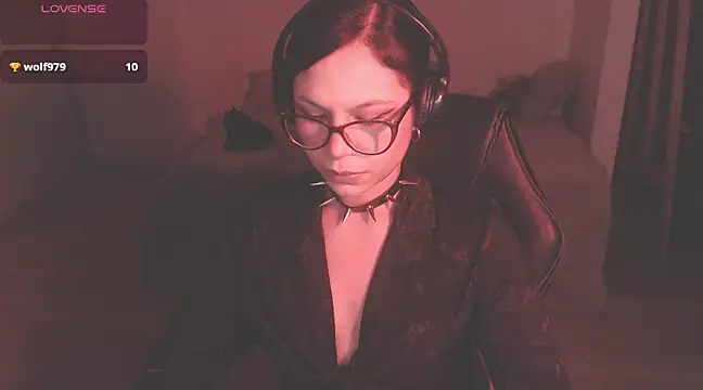 Snapshot of modjo_ chatting on December 15, 2024, 3:02 am modjo  online show from December 15, 2024, 3:02 am