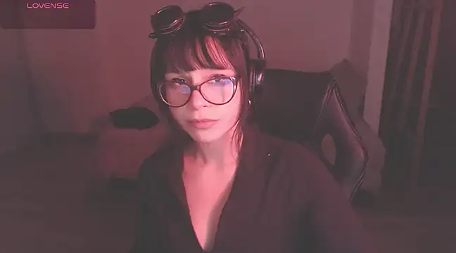 Snapshot of modjo_ chatting on December 20, 2024, 4:31 am modjo  online show from December 20, 2024, 4:31 am