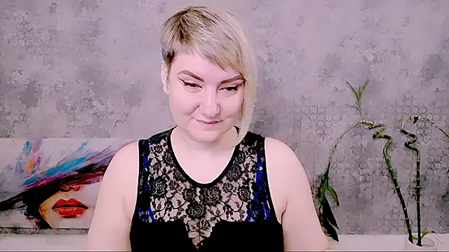 Snapshot of Djullia chatting on March 23, 2026, 6:24 am Djullia online show from March 23, 2026, 6:24 am