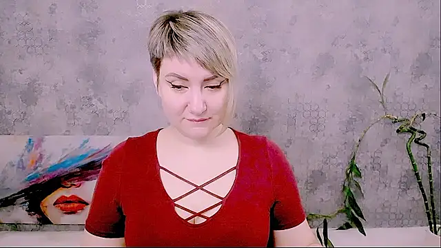 Snapshot of Djullia chatting on January 10, 2026, 7:25 am Djullia online show from January 10, 2026, 7:25 am