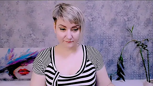 Djullia online show from November 29, 2025, 6:13 am