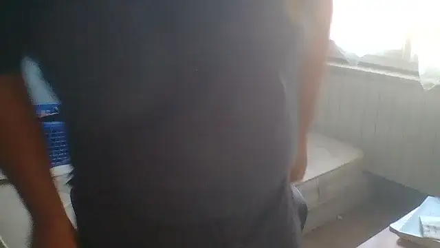 Snapshot of manubm03 chatting on September 18, 2025, 7:55 am manubm03 online show from September 18, 2025, 7:55 am