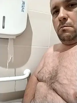 Snapshot of manubm03 chatting on October 30, 2025, 11:30 am manubm03 online show from October 30, 2025, 11:30 am