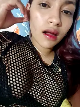 annie-19 online show from September 13, 2025, 1:49 am