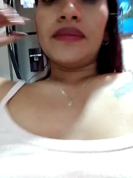 annie-19 online show from September 19, 2025, 7:07 pm