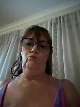 Snapshot of bellaau chatting on January 12, 2025, 4:08 pm bellaau online show from January 12, 2025, 4:08 pm