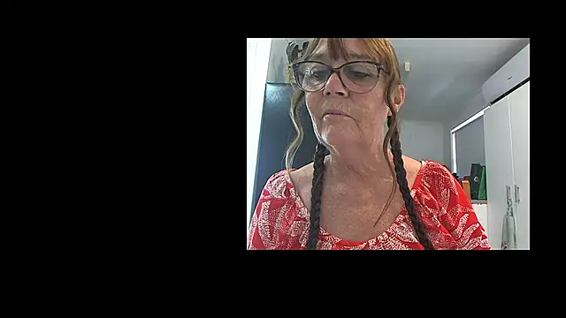 Snapshot of bellaau chatting on January 14, 2025, 5:51 am bellaau online show from January 14, 2025, 5:51 am