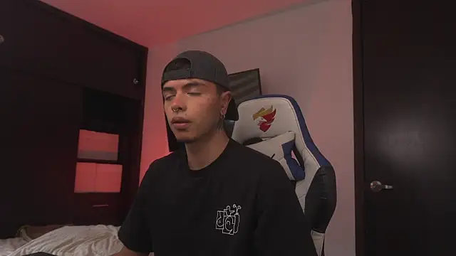 Snapshot of _morghan_ chatting on February 2, 2026, 8:08 pm morghan online show from February 2, 2026, 8:08 pm