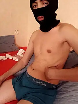 arabqueen online show from October 5, 2025, 9:00 am