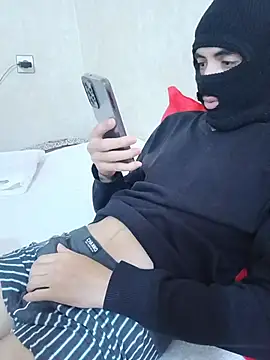 arabqueen online show from November 17, 2025, 7:18 pm