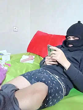 arabqueen online show from February 9, 2026, 8:07 pm