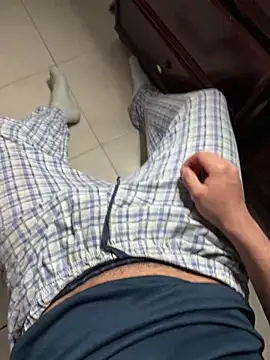 alex-18hot online show from April 1, 2026, 4:47 am