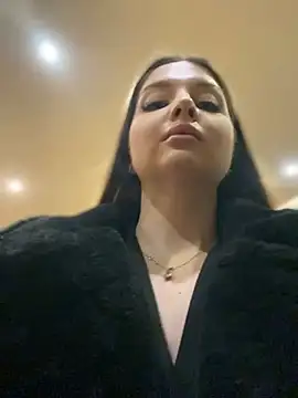 KrisMagnoly online show from December 29, 2024, 3:03 pm