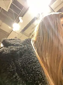 KrisMagnoly online show from January 22, 2025, 5:59 pm