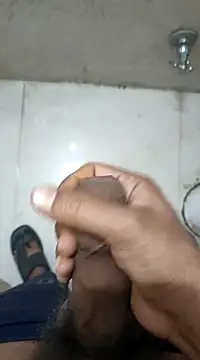 Snapshot of Roxy_Hard chatting on February 24, 2025, 7:41 pm Roxy Hard online show from February 24, 2025, 7:41 pm