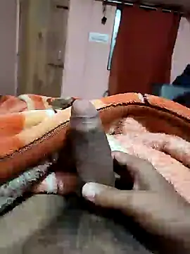 Snapshot of Roxy_Hard chatting on December 8, 2024, 7:11 pm Roxy Hard online show from December 8, 2024, 7:11 pm