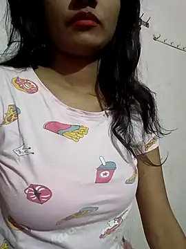 Shreya-Shetty09 online show from February 15, 2025, 4:23 pm