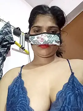 Shreya-Shetty09 online show from October 24, 2025, 3:33 pm