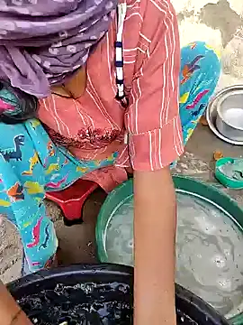 Shreya-Shetty09 online show from February 7, 2025, 2:50 am