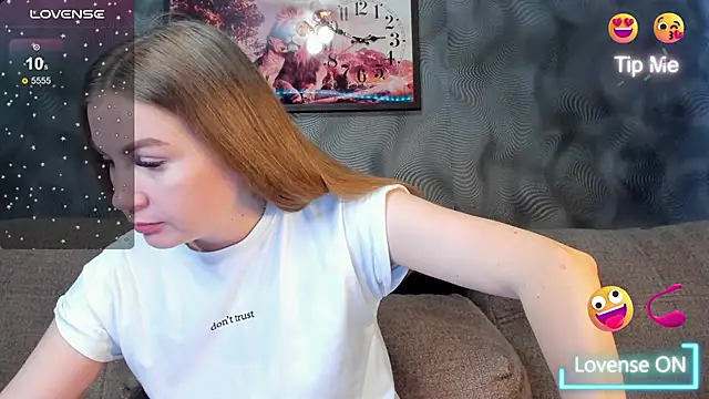 CassieMils online show from September 9, 2025, 5:06 am