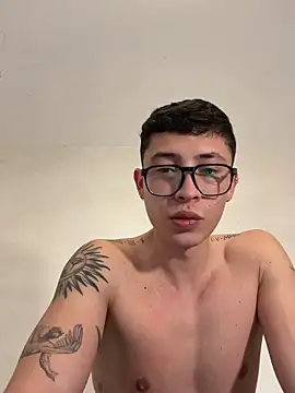 Snapshot of sebas_1122 chatting on March 31, 2026, 4:42 pm sebas 1122 online show from March 31, 2026, 4:42 pm