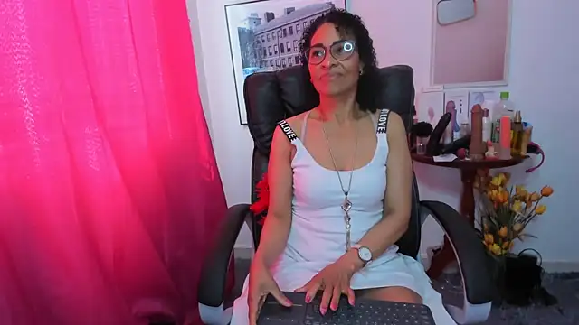 Snapshot of Aries_Mature chatting on March 15, 2025, 2:45 pm Aries Mature online show from March 15, 2025, 2:45 pm