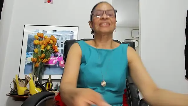 Aries Mature online show from November 20, 2025, 9:04 pm