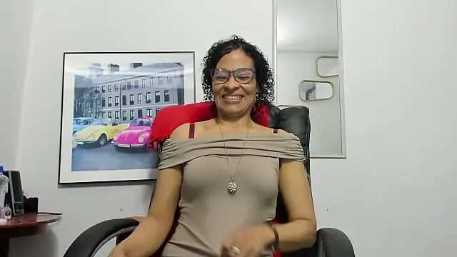 Snapshot of Aries_Mature chatting on September 17, 2025, 4:31 pm Aries Mature online show from September 17, 2025, 4:31 pm
