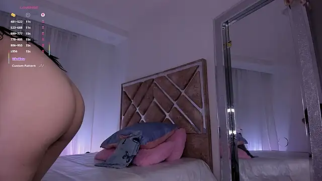 Snapshot of GoddessLinda04 chatting on March 14, 2026, 11:55 pm GoddessLinda04 online show from March 14, 2026, 11:55 pm