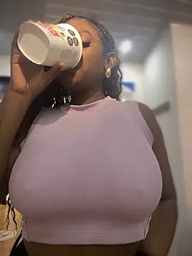 Snapshot of Tayra_Siny chatting on March 13, 2025, 2:27 am Tayra Siny online show from March 13, 2025, 2:27 am