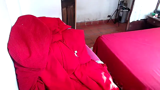 Snapshot of deftoolceles chatting on September 18, 2025, 2:42 pm deftoolceles online show from September 18, 2025, 2:42 pm