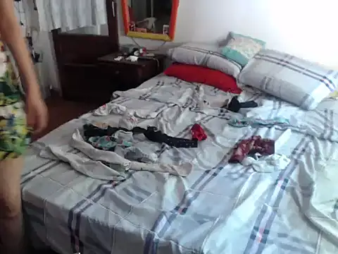 Snapshot of deftoolceles chatting on December 3, 2025, 2:27 pm deftoolceles online show from December 3, 2025, 2:27 pm